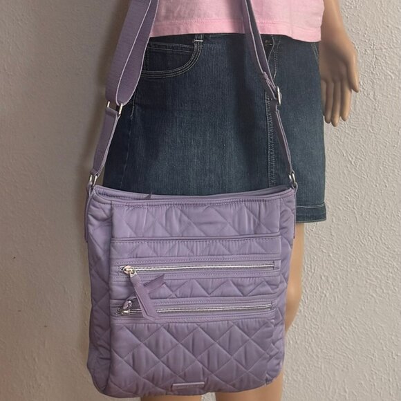 Vera Bradlley Triple Zip Hipster in Performance Twill Lavender Sky - Picture 5 of 11